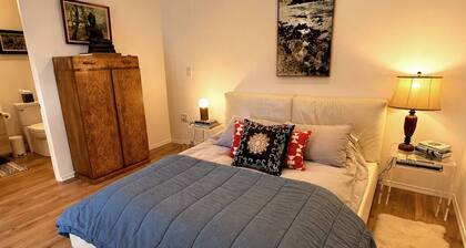 Romantic Casita - walking distance to park