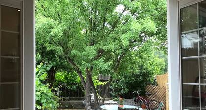 Romantic Casita - walking distance to park