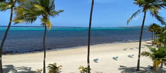 Stunning Caribbean Sea views!