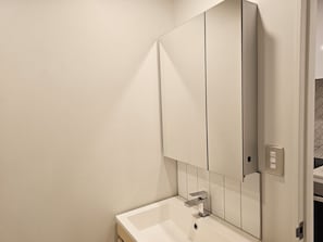 Hair dryer, towels