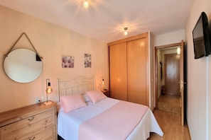 1 bedroom, iron/ironing board, WiFi, bed sheets - La Folixa Apartment (Posada De Llanes)