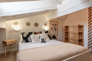 2 chambres, fer et planche à repasser, accès au Wi-Fi (inclus)