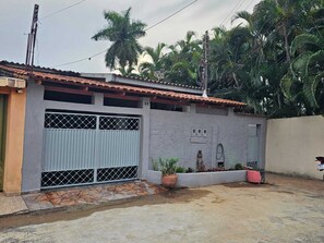 Front of property - CIG Hostel (Goiania)