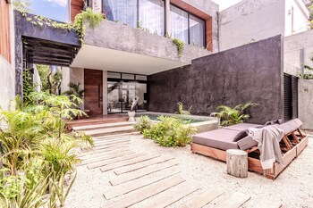 Porch at ANANA Casa Karmond