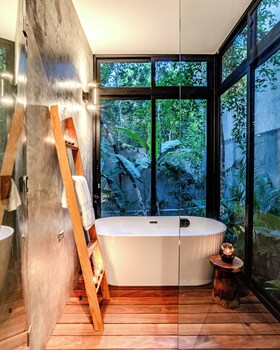 Deluxe Villa, Patio, Poolside | Bathroom | Separate tub and shower, hair dryer, towels, soap at ANANA Casa Karmond