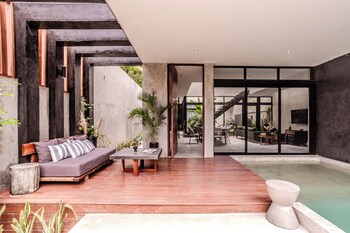 Porch at ANANA Casa Karmond