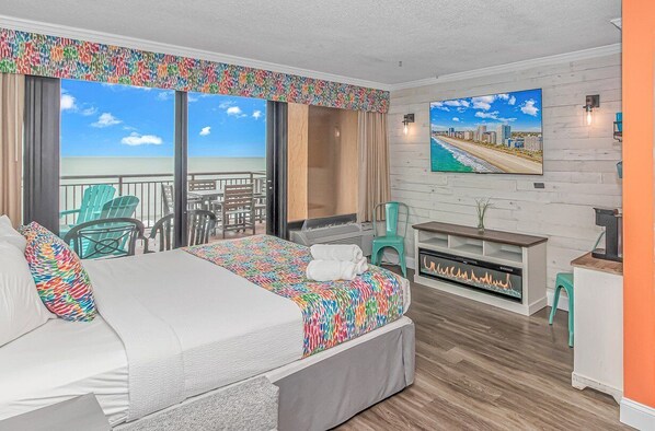 Iron/ironing board, free WiFi, bed sheets