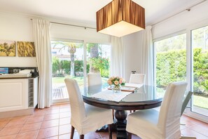 Dining - Ca Na Marina by Mallorca House Rent (Cala Murada)