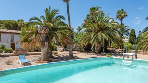 Pool - Casa Jardín in Cala Murada (Cala Murada)