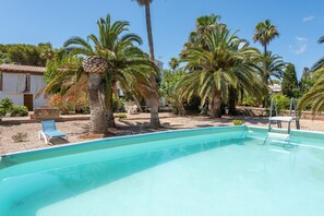 Pool - Casa Jardín in Cala Murada (Cala Murada)