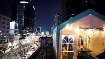Suite Signature, vue ville | Vue de la chambre