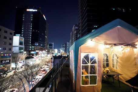 Signature Suite, City View | View from room