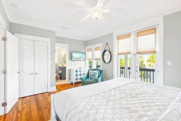 5 bedrooms, iron/ironing board, travel crib, free WiFi
