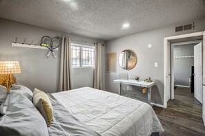 2 soverom, strykejern/-brett, wi-fi og sengetøy