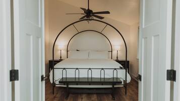 2 Schlafzimmer, Bügeleisen/Bügelbrett, Reisekinderbett, kostenloses WLAN