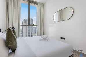 2 bedrooms, desk, iron/ironing board, WiFi