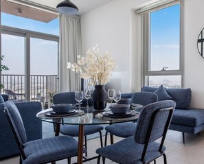 Dining - Amazing 2BR in Collective 2 (Dubai)