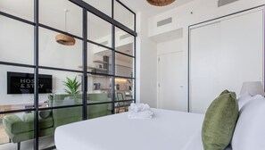 1 sovrum, strykjärn/strykbräda, wi-fi och sängkläder