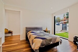 4 Schlafzimmer, Bügeleisen/Bügelbrett, WLAN, Bettwäsche