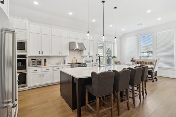 Microwave, oven, stovetop, dishwasher