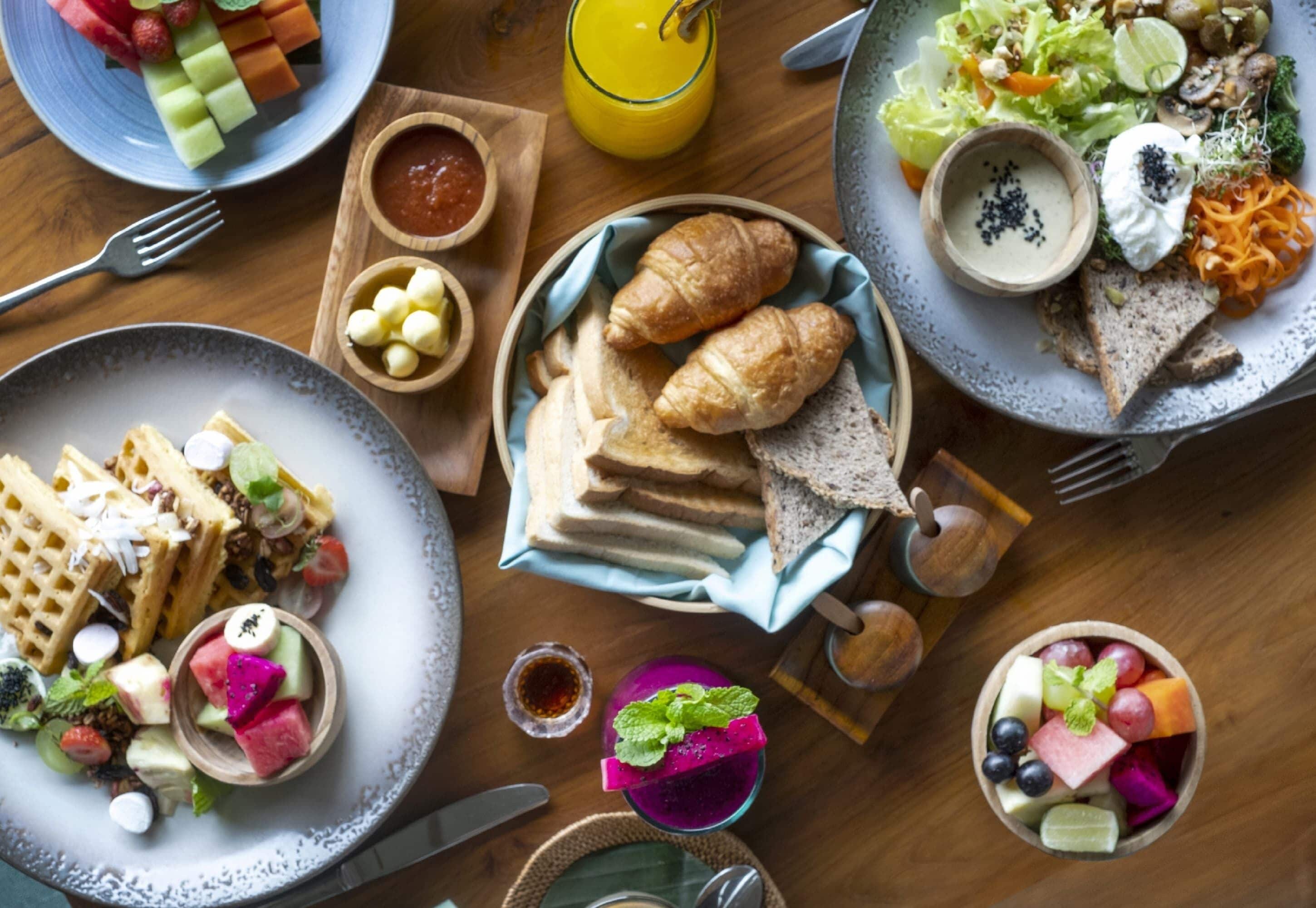 Foto - Emana Akatara