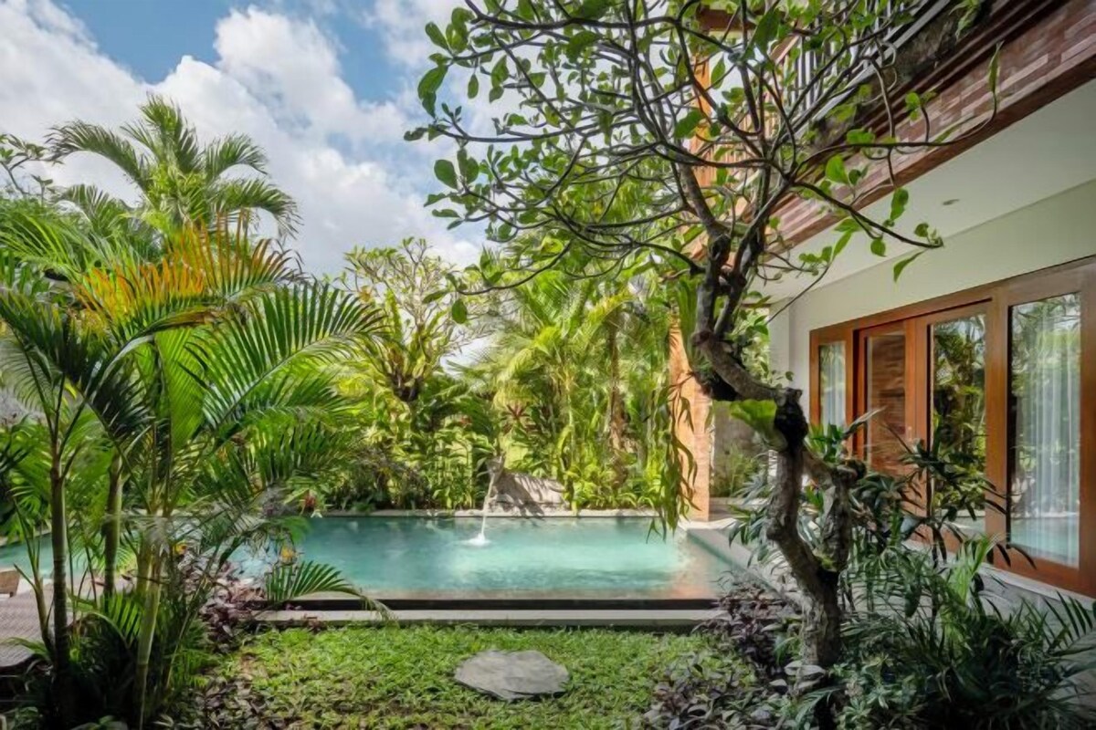 Pool | Outdoor pool