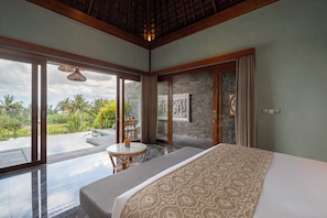 Free minibar, desk, free cots/infant beds, free WiFi - Emana Akatara (Ubud)