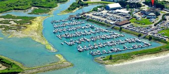 Luxury 5* Marina Apartment