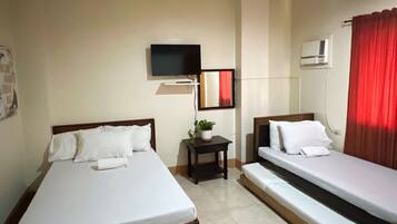 Free WiFi, bed sheets