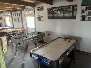 Game room - Cozy Coastal Haven in Havdhem (Havdhem)