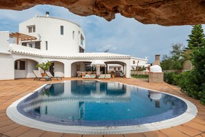Pool - Kistine 4 bedroom villa, Cala Morell (Cala Morell)