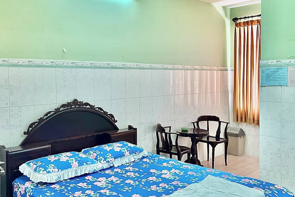 Standard Double Room | Soundproofing, free WiFi