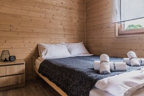 Casa | 3 quartos, individualmente mobiliados, roupa de cama