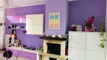 Appartement, 2 chambres, fumeur, balcon | Salle de séjour