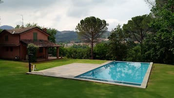 Villa, 2 Bedrooms, Accessible, Smoking | Kolam renang | Kolam renang terbuka