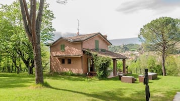 Villa, 2 Bedrooms, Accessible, Smoking | Exterior