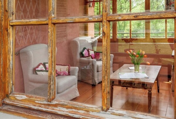 Villa, 2 Bedrooms, Accessible, Smoking | Living area - Villa of the Roses Brisighella (Brisighella)