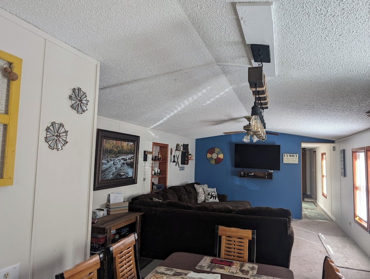 Outdoor Adventure Hq Lakes, Trails, Hunt, Fish - Gull Lake, WI