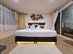 Deluxe Double or Twin Room | Free WiFi, bed sheets - Aob Khao Resort and Camping (Hua Hin)