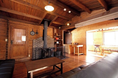 16 Northland Cottage with Dog / Agatsuma County Gunma
