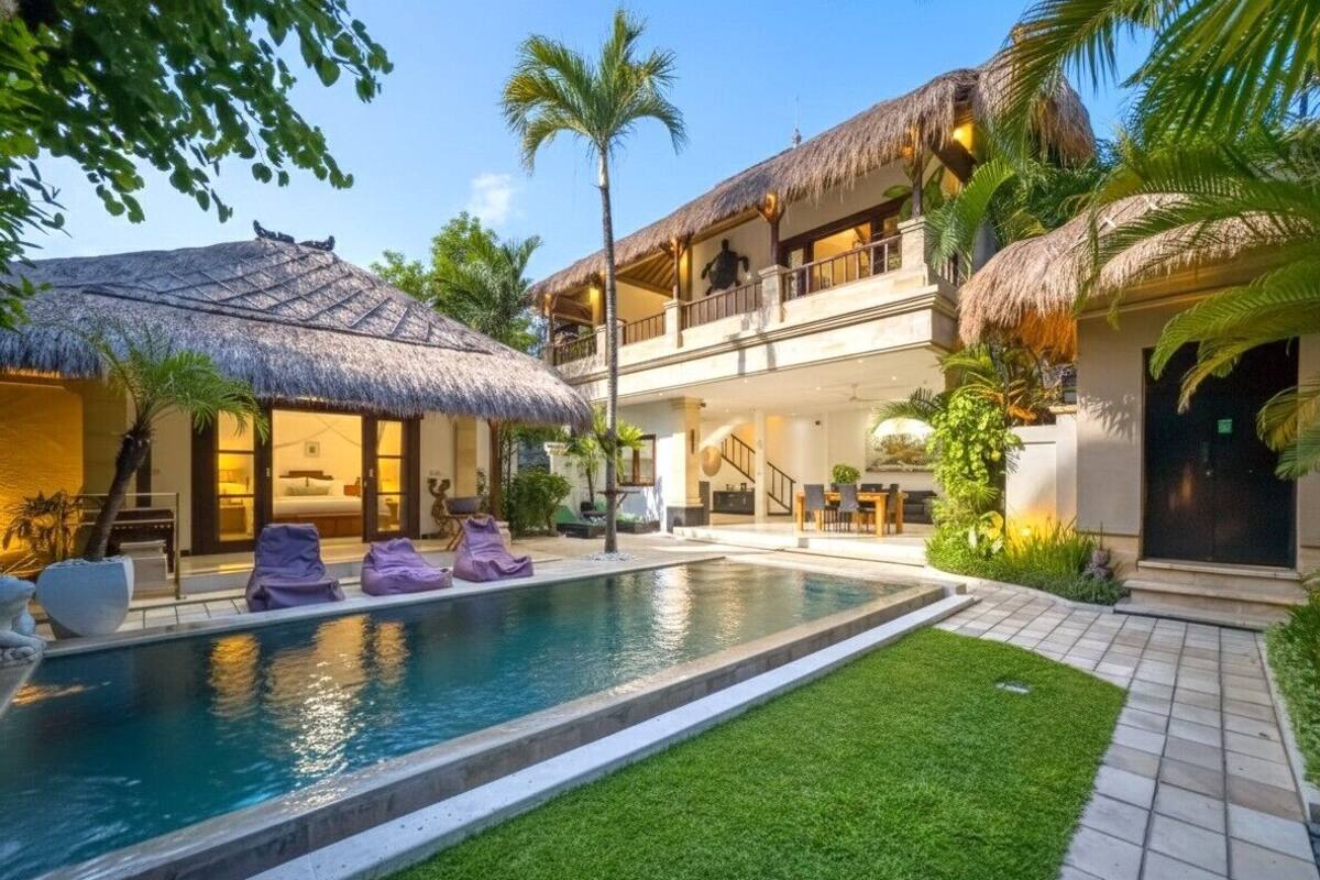 Villa Krisna Seminyak | Útsýni yfir garðinn
