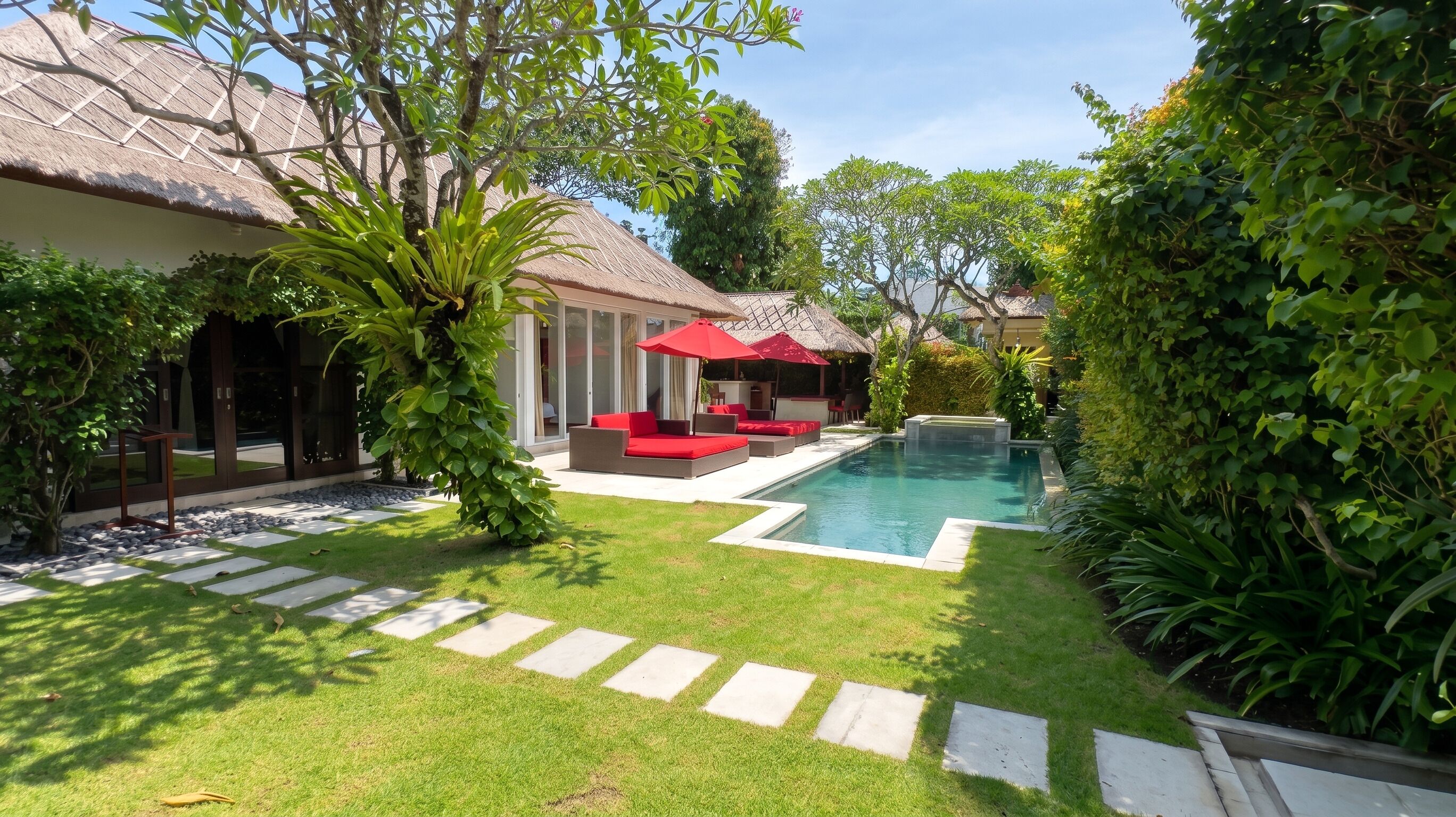 Villa Jaclan Seminyak | Vista al jardín