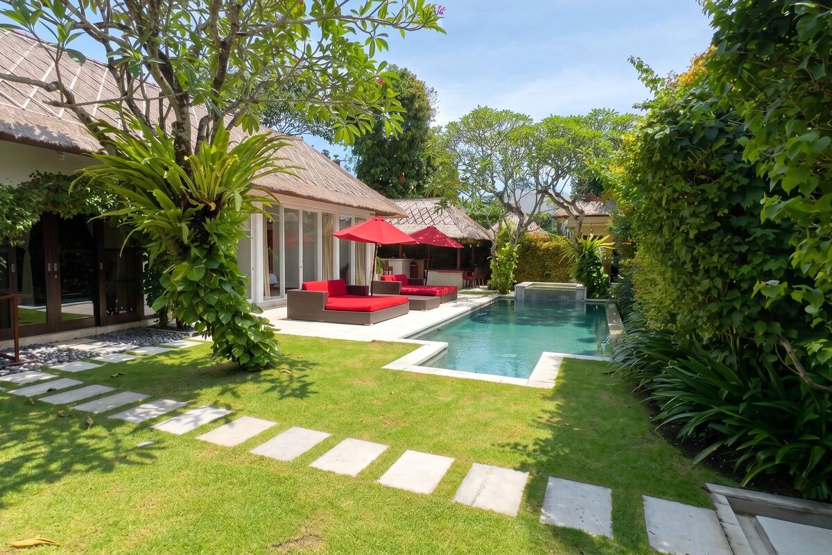 Villa Jaclan Seminyak | Garden view