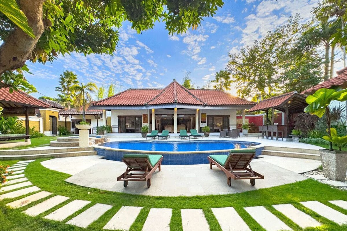 Villa Ginger Seminyak | Garden view
