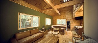 Rental villa in the forest Wooden deck roof Cypr / Agatsumagun Gunma