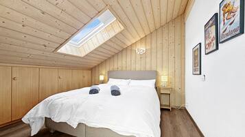 4 Schlafzimmer, Bügeleisen/Bügelbrett, kostenloses WLAN, Bettwäsche