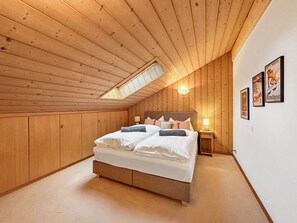 4 chambres, fer et planche à repasser, Wi-Fi gratuit, draps fournis