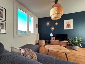 Televisie en een kantoor