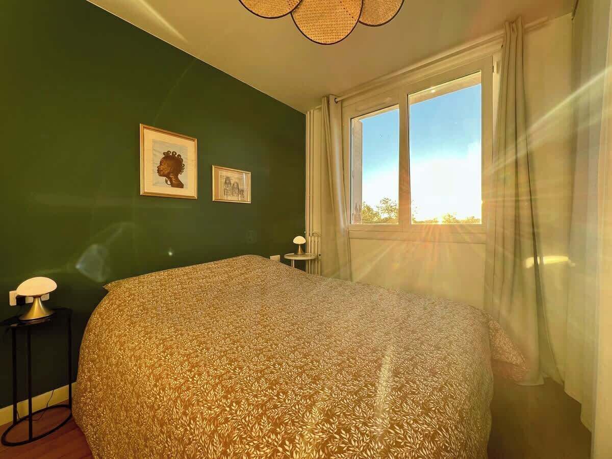 1 chambre, fer et planche à repasser, Wi-Fi gratuit, draps fournis