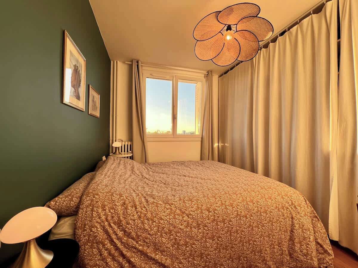 1 chambre, fer et planche à repasser, Wi-Fi gratuit, draps fournis